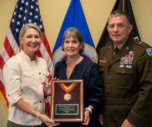 Congresswoman McCollum receives award from Major General Shawn Manke and Lieutenant Colonel Kristen Augé